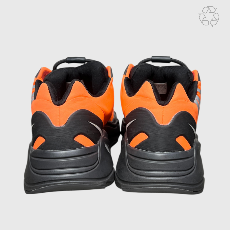 Yeezy x Adidas Boost 700 MNVN 'Orange' FV3258 Size 8.5 Pre-Owned