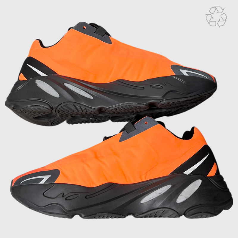 Yeezy x Adidas Boost 700 MNVN 'Orange' FV3258 Size 8.5 Pre-Owned