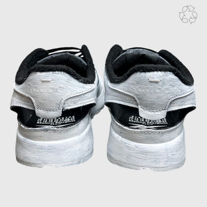 Maison Margiela x Reebok Classic Leather Tabi DQ Low 'Whiteout' Size 11.5 Pre-Owned