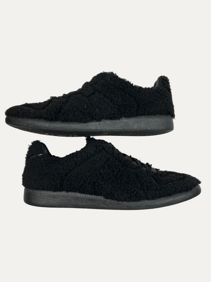 Maison Margiela Shearling Replica Gat Low Top Sneaker 'Black' Size 41 Pre-Owned