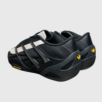 Bad Bunny x Adidas Adi Racer GT Low 'Sand' Size 11 New