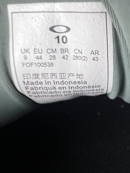Oakley Edge Flex Golf Sneakers 'Cement' Size 10 Pre-Owned