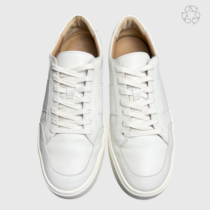 Vince 'Off White' Classic Leather Sneaker Size 11 Pre-Owned
